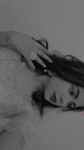 Nandani Gupta — moment 33